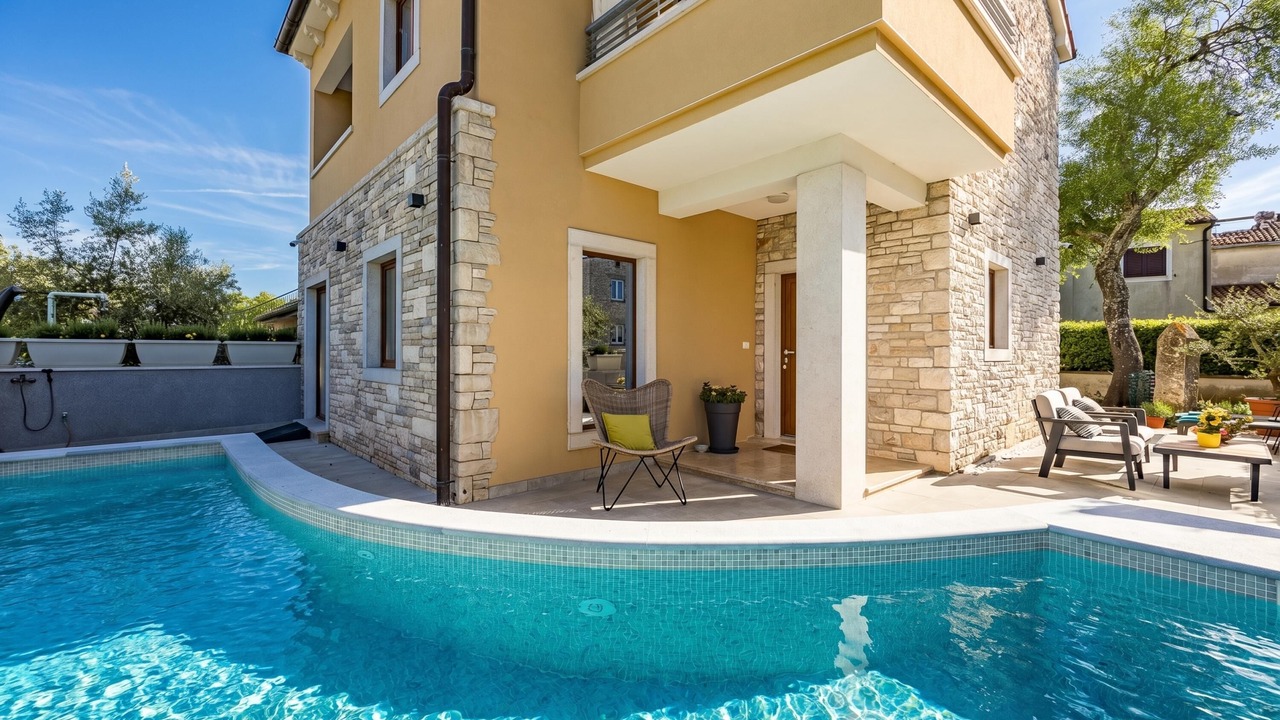 Photo of Outdoor in Belavici