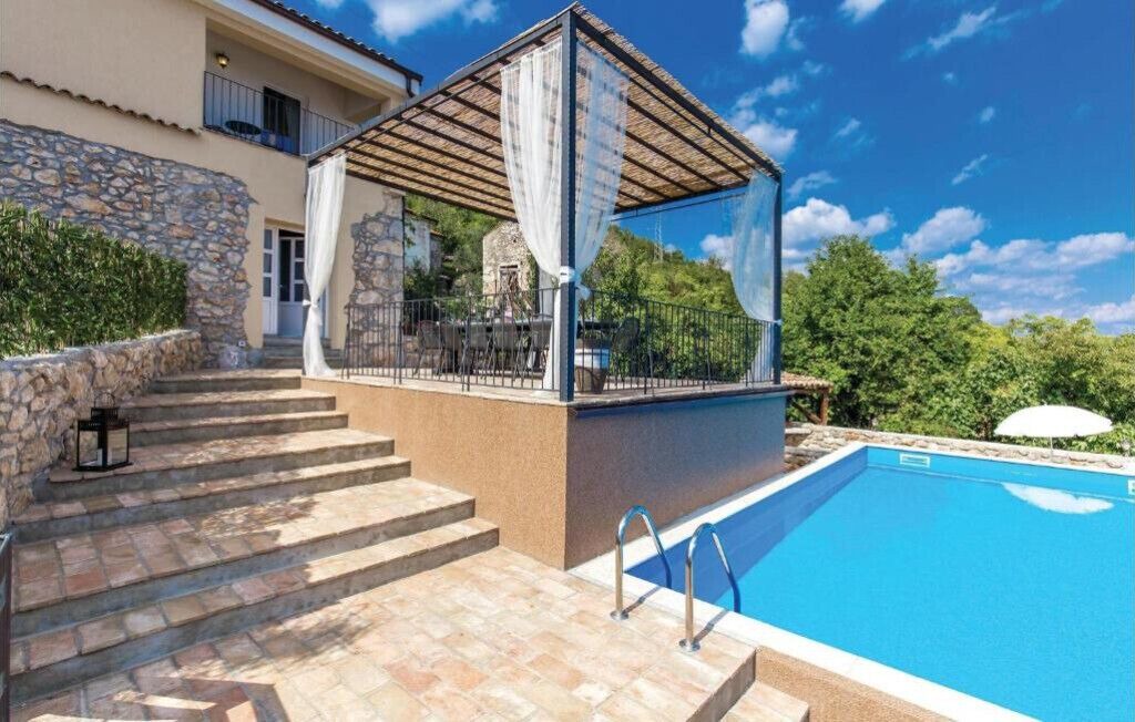 Photo of Outdoor in Obrs
