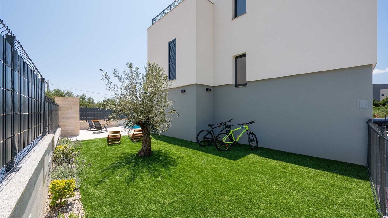 Photo of Outdoor in Kastel Sucurac