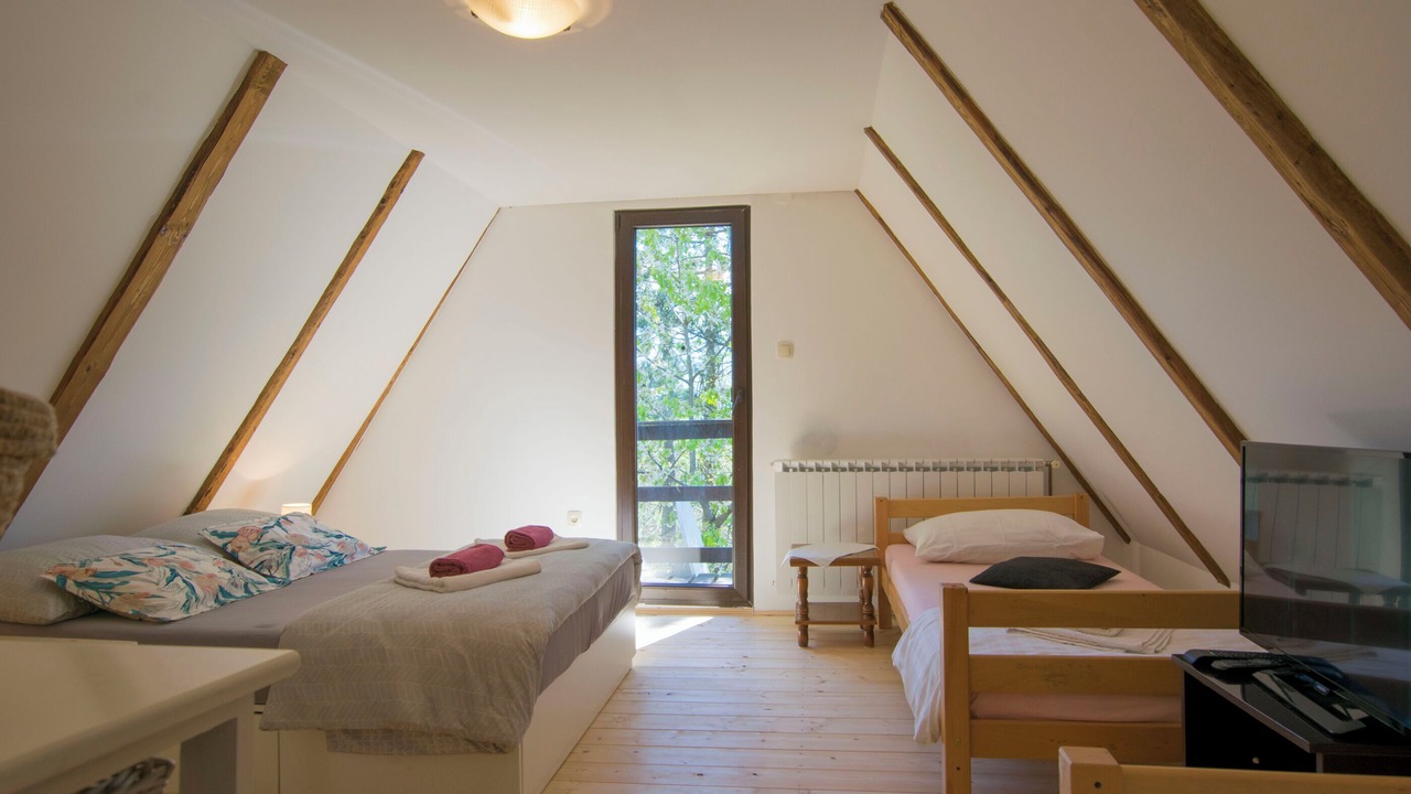 Photo of Bedroom in Lic