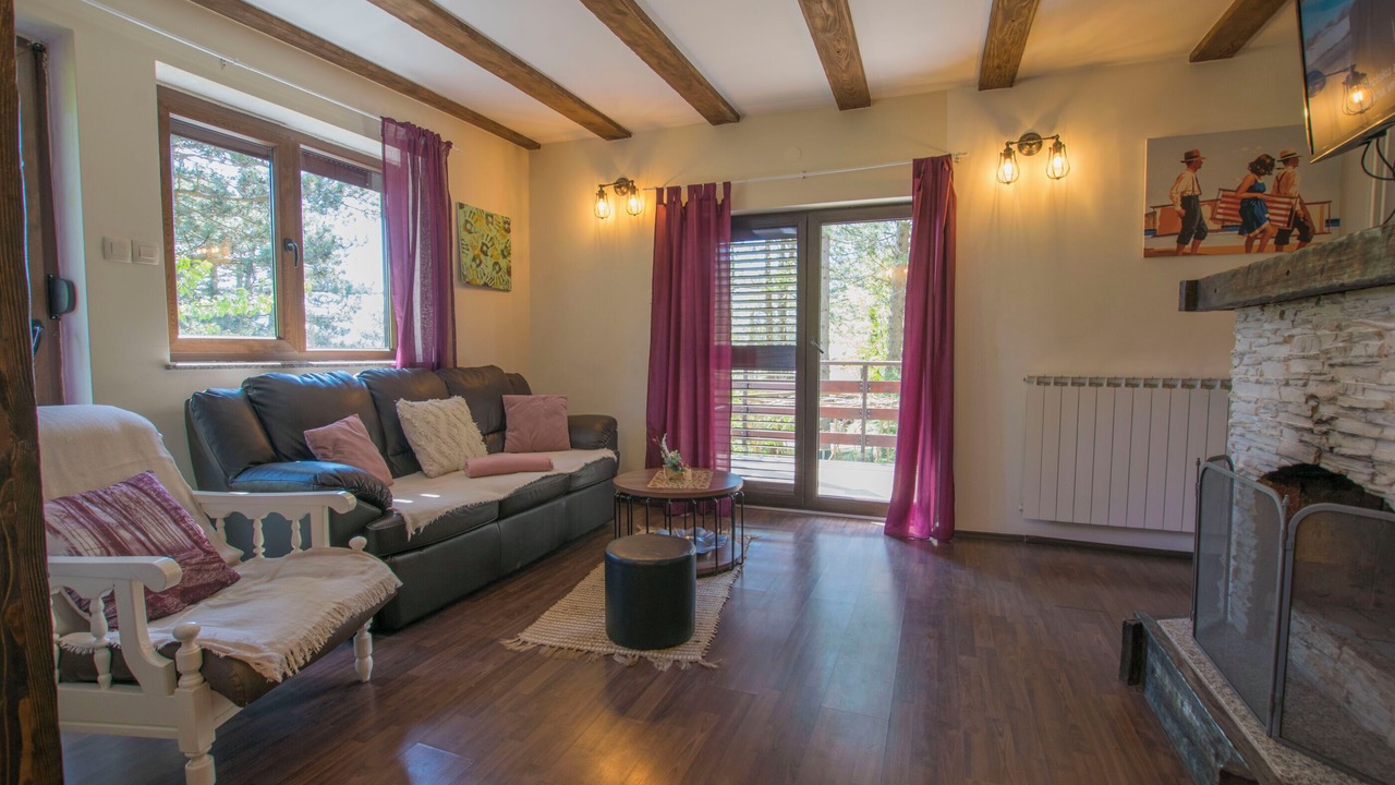 Photo of Livingroom in Lic