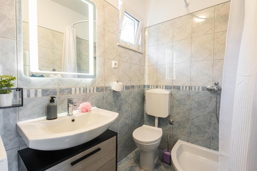 Photo of Bathroom in Rudine
