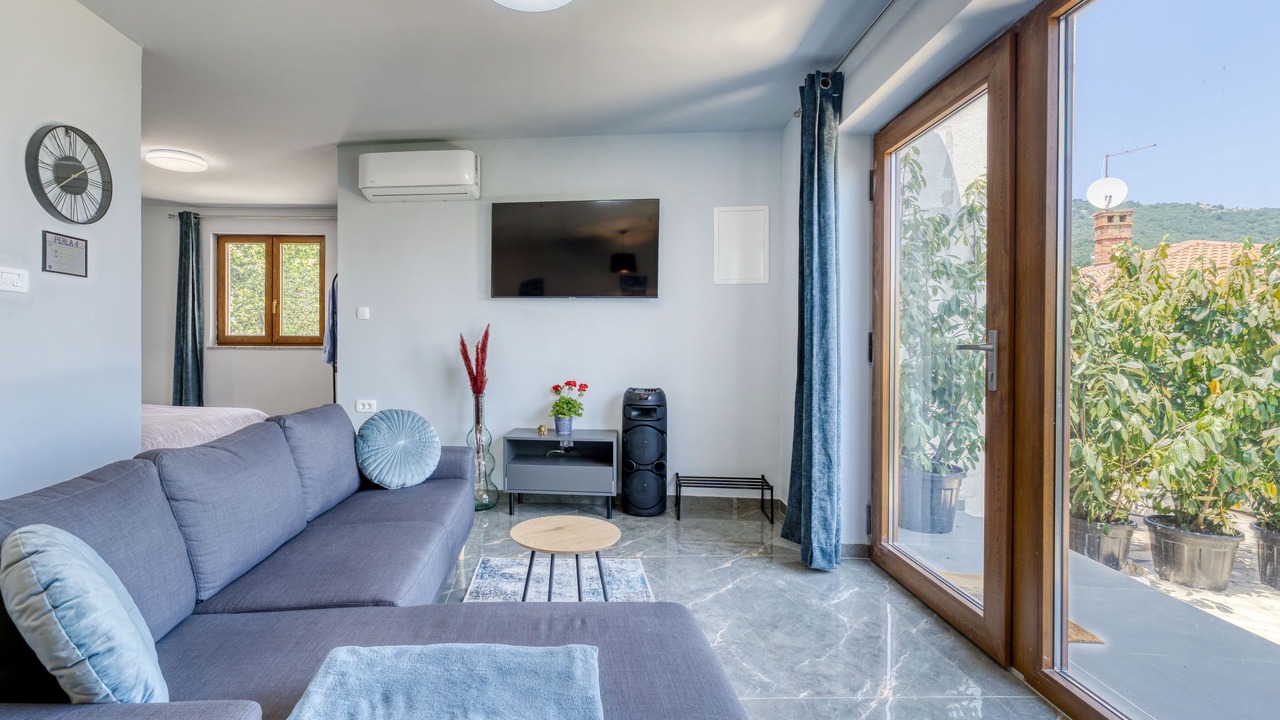 Photo of Livingroom in Icici