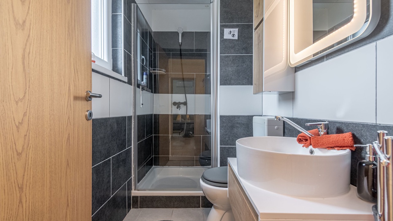 Photo of Bathroom in Jezenj