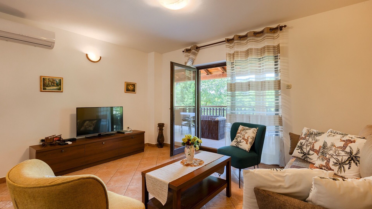 Photo of Livingroom in Jursici