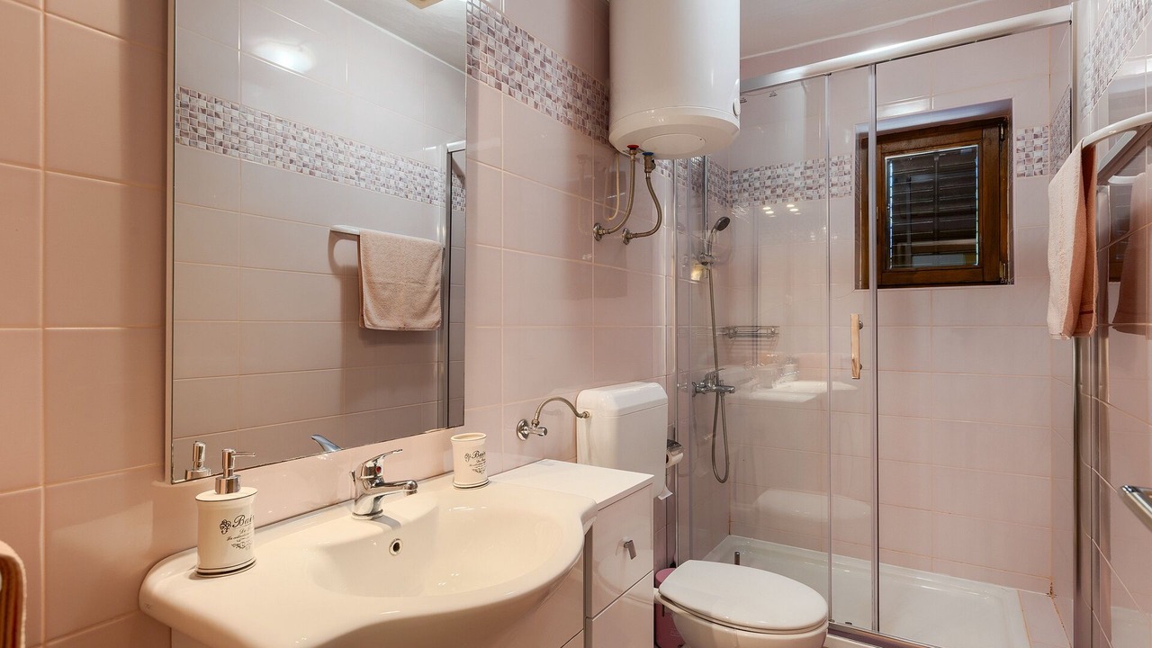 Photo of Bathroom in Jursici