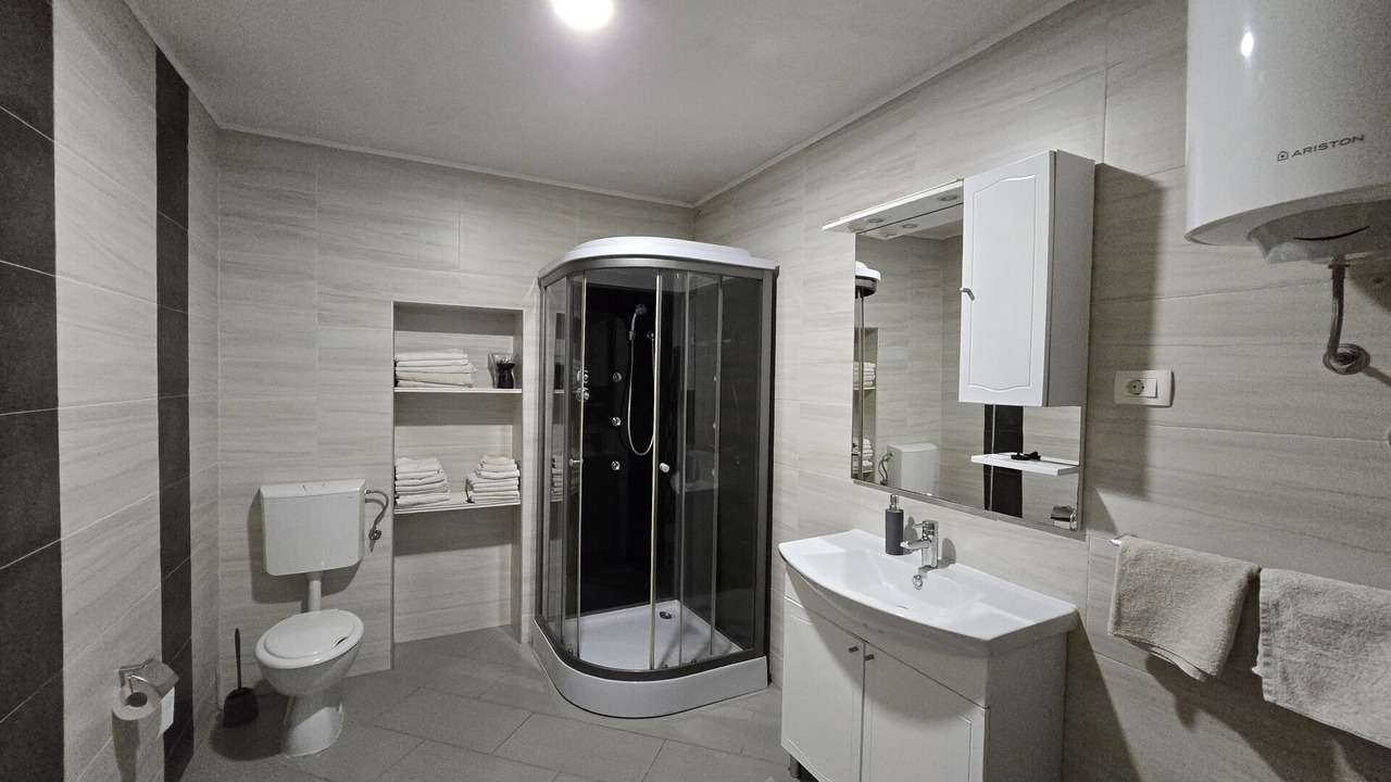 Photo of Bathroom in Bregi