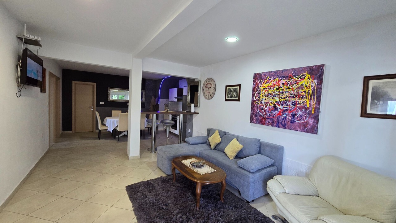 Photo of Livingroom in Bregi