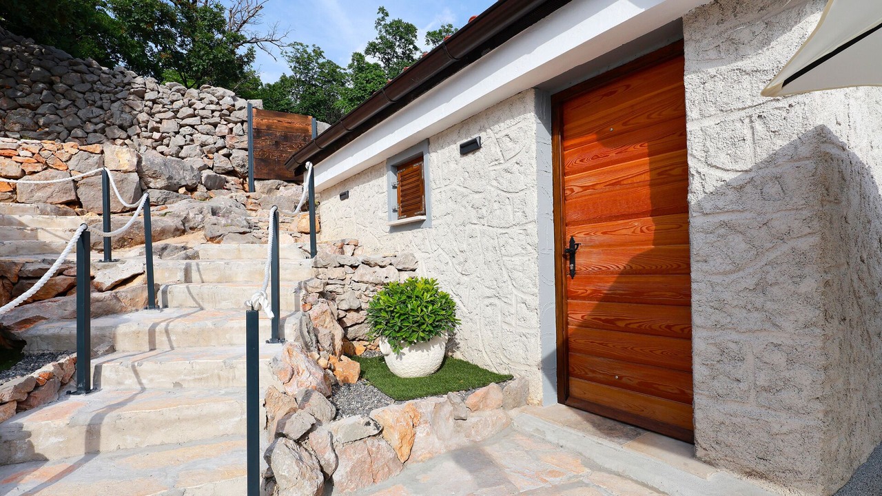 Photo of Outdoor in Prizna