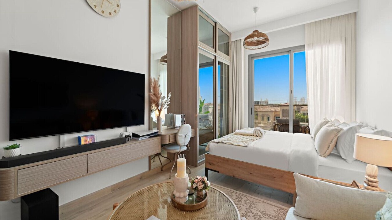 Photo of Bedroom in Jumeirah Village Triangle
