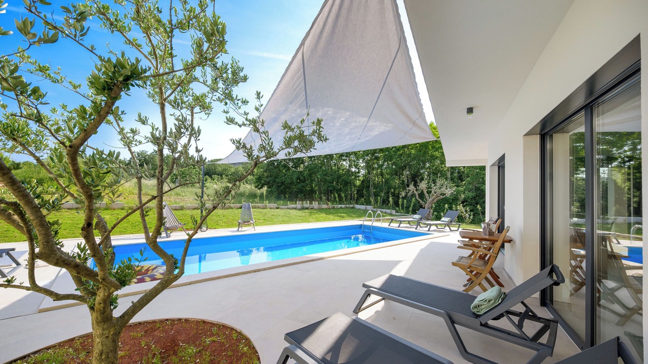 Photo of Outdoor in Matohanci