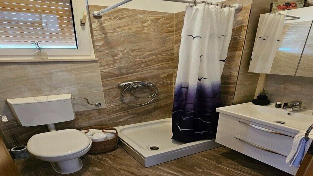 Photo of Bathroom in Borak