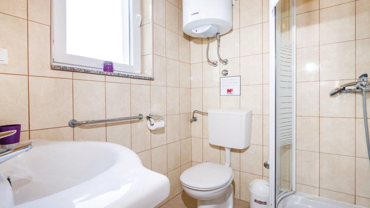 Photo of Bathroom in Debeljak