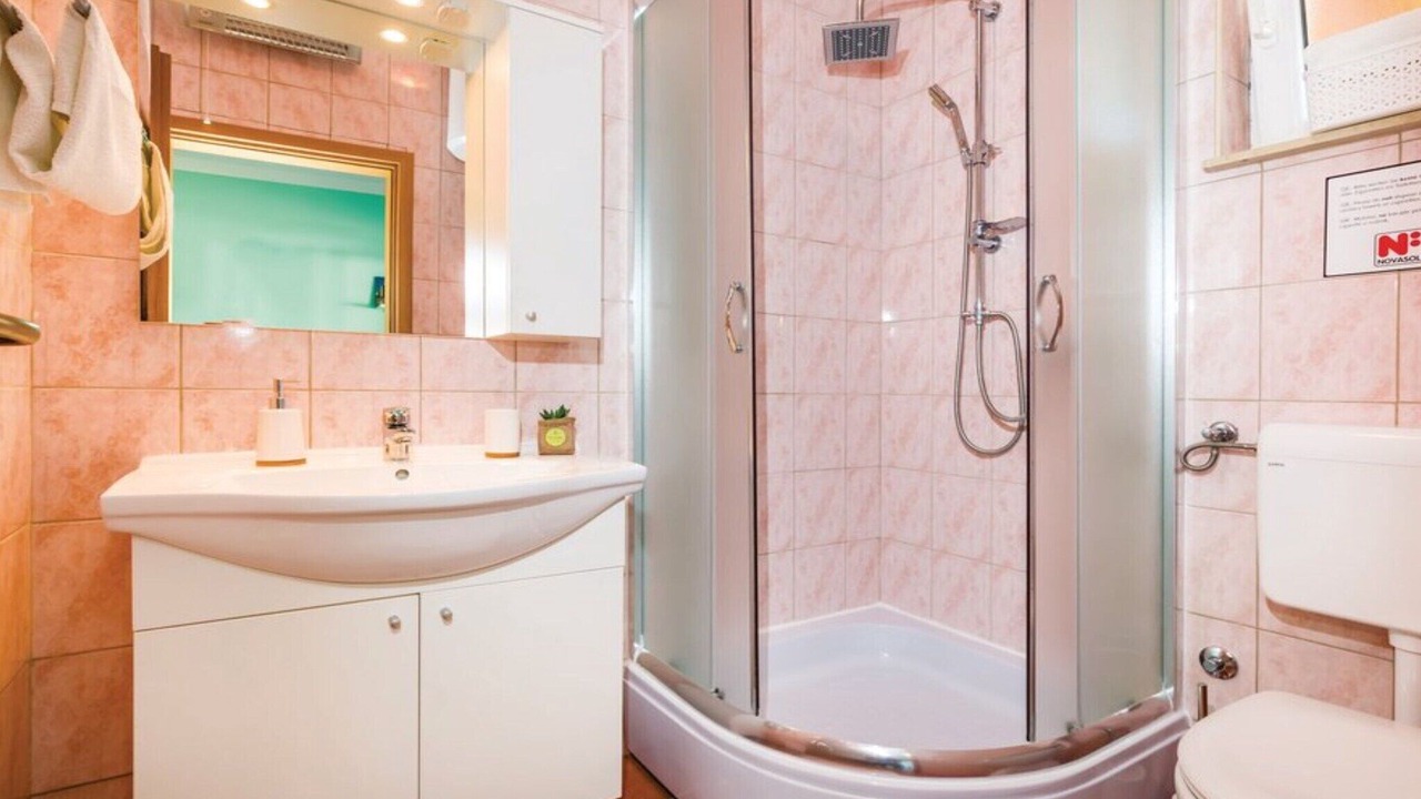 Photo of Bathroom in Debeljak
