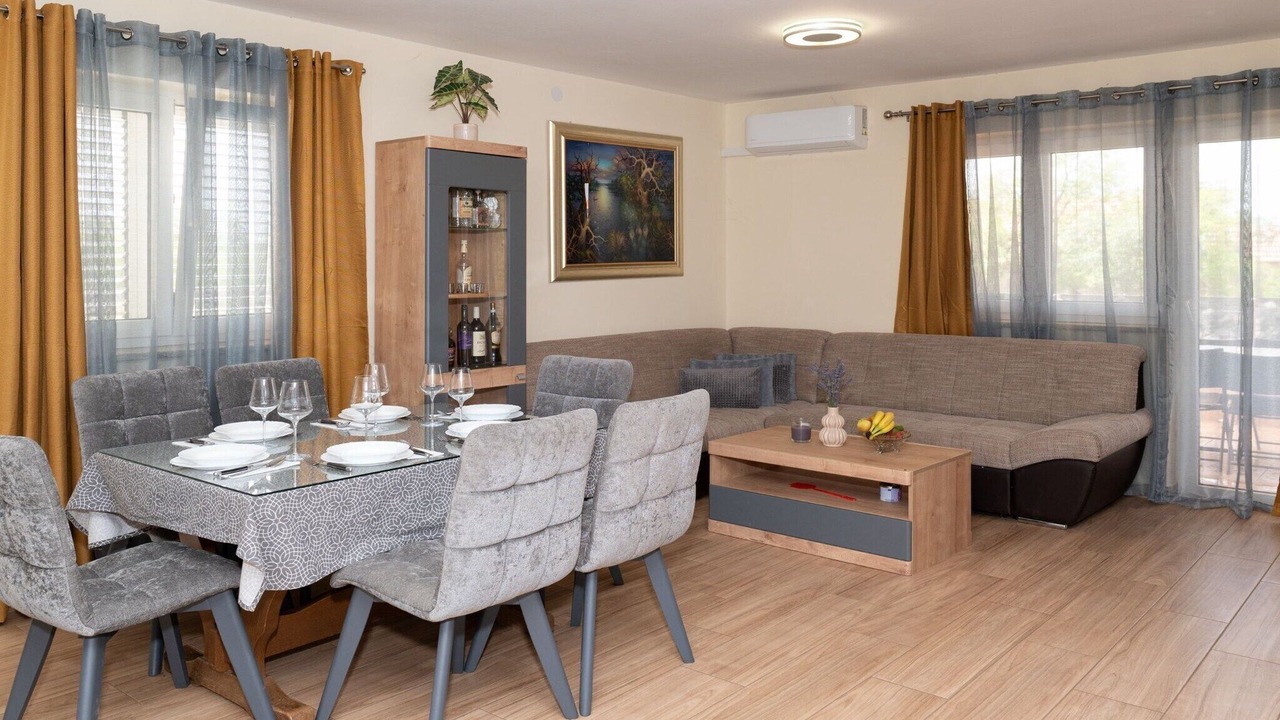 Photo of Livingroom in Bogatic