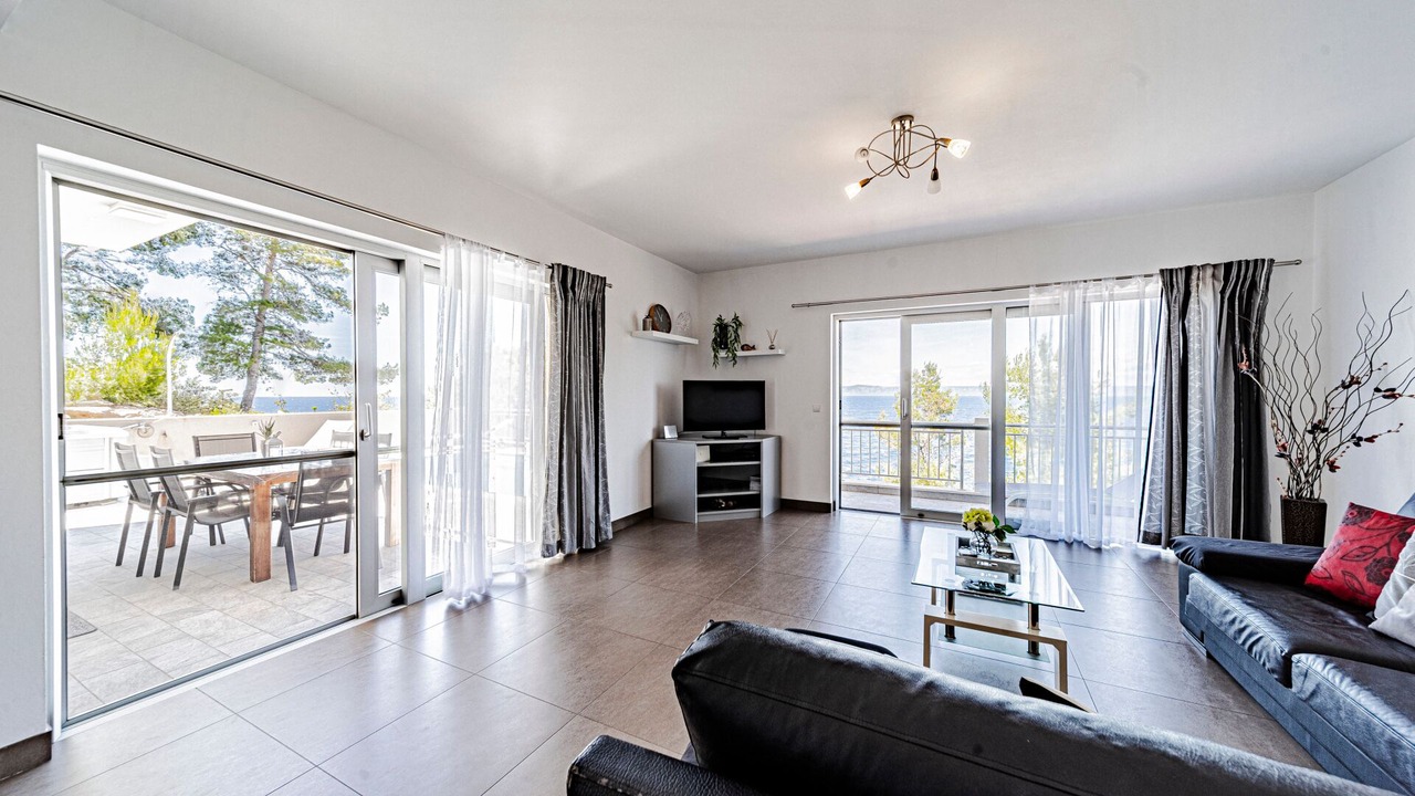 Photo of Livingroom in Blato