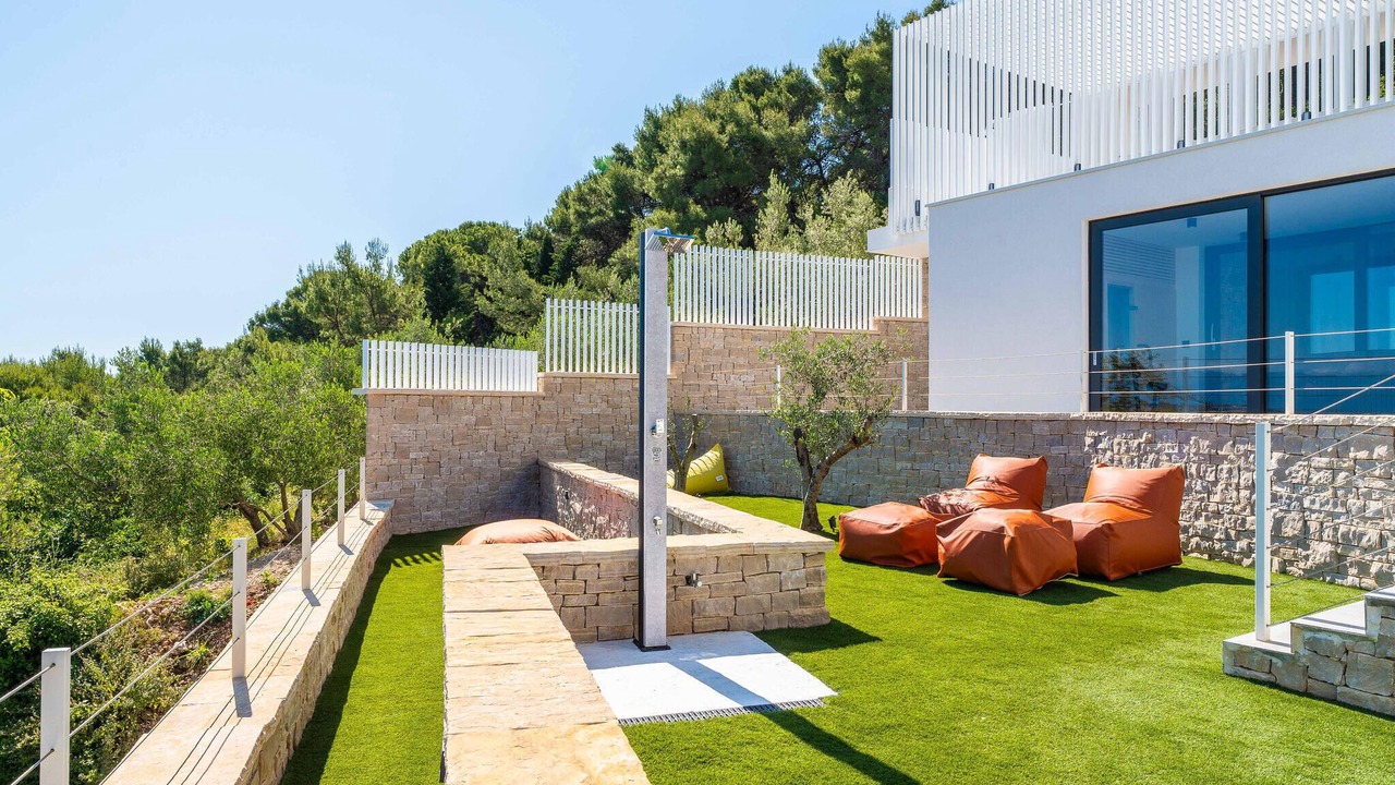 Photo of Outdoor in Preko