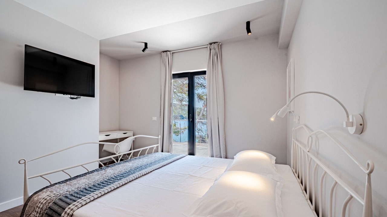 Photo of Bedroom in Blato