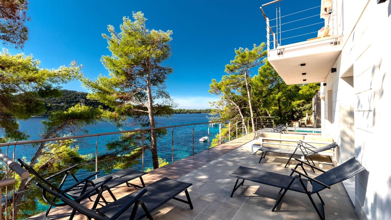 Photo of Outdoor in Blato