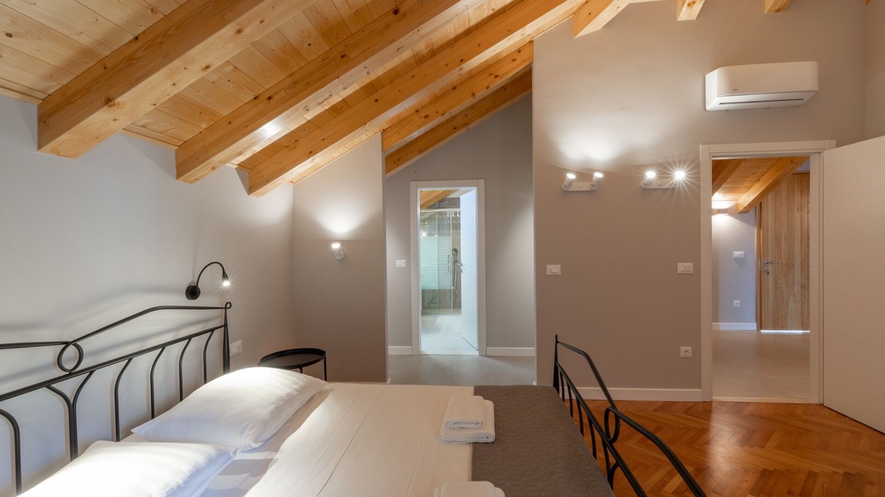 Photo of Bedroom in Blato