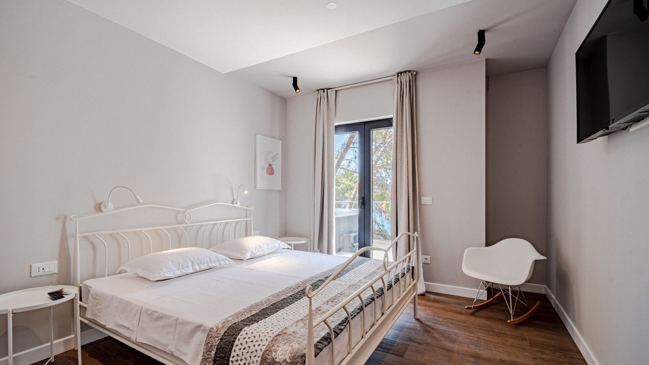 Photo of Bedroom in Blato