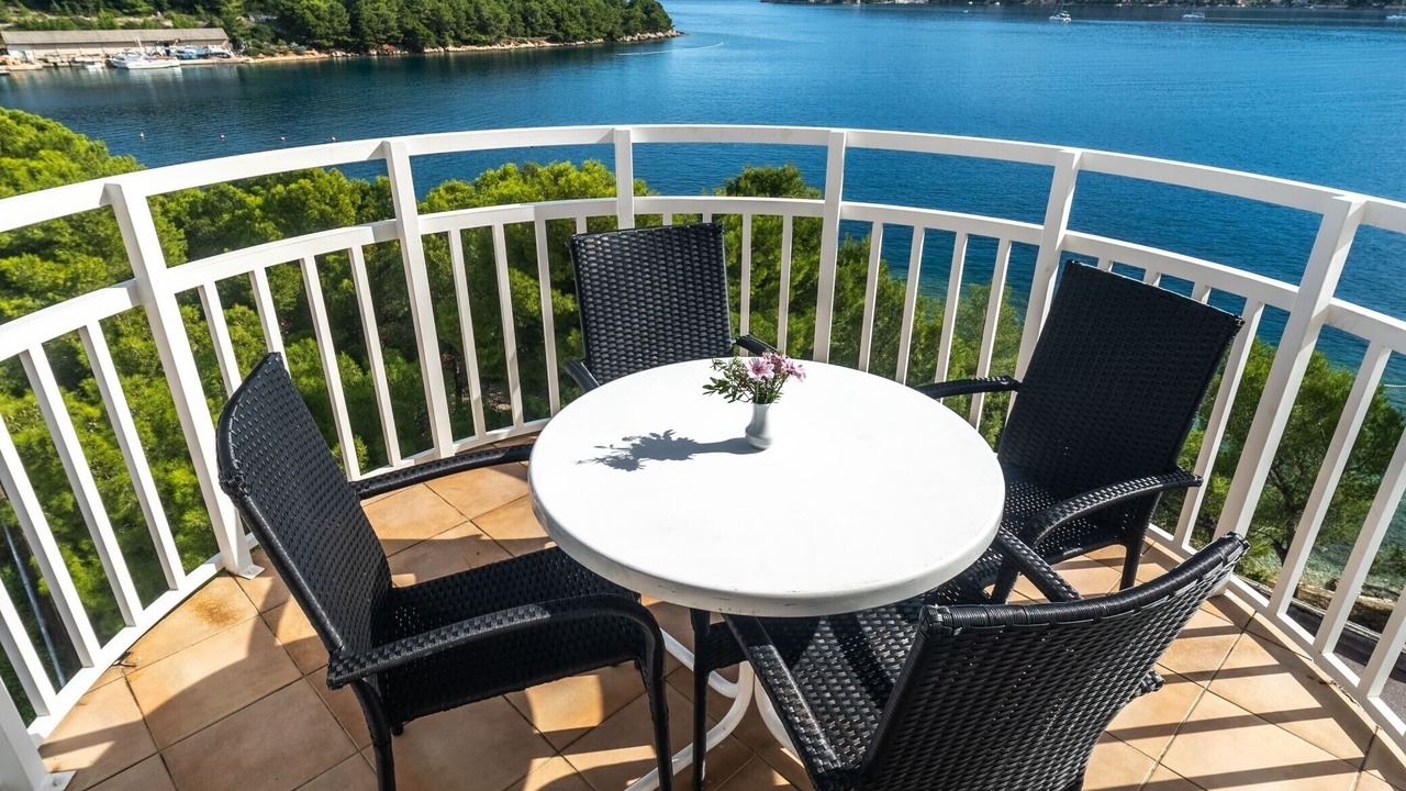 Photo of Patio Balcony in Cove Rogacic