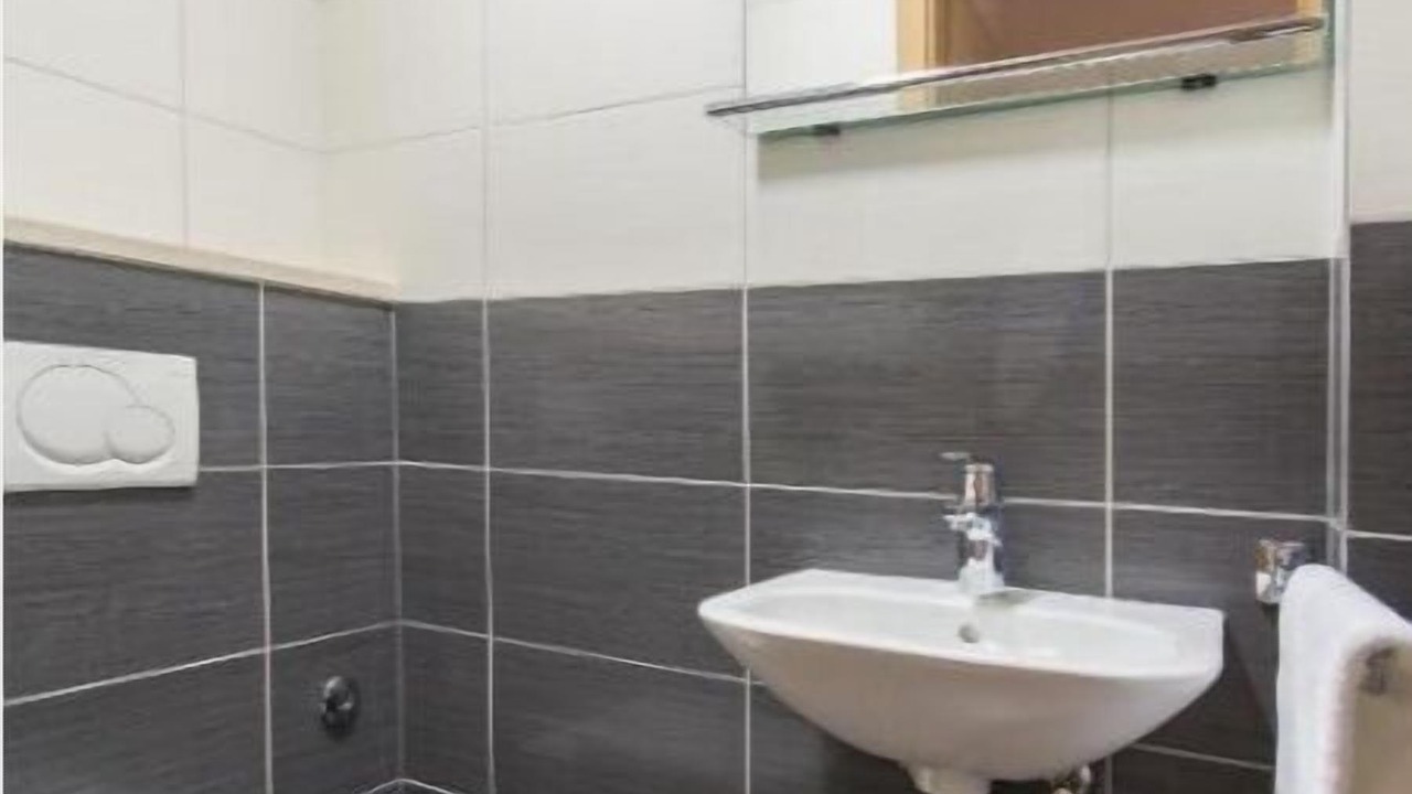 Photo of Bathroom in Molunat