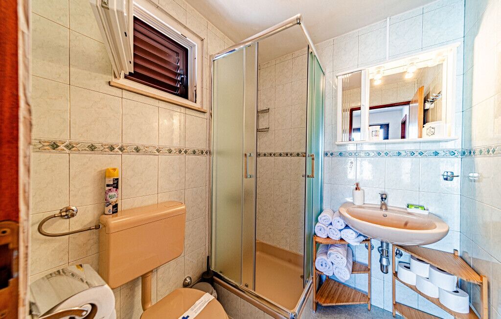 Photo of Bathroom in Oslje