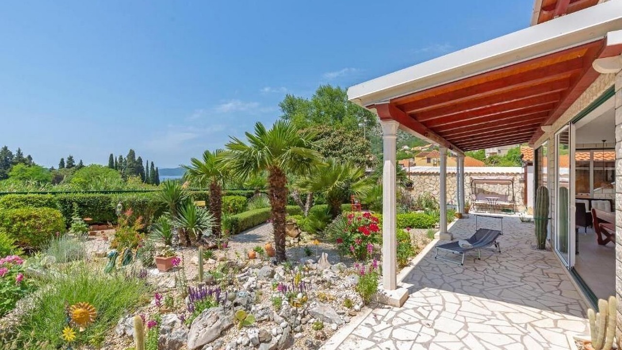 Photo of Patio Balcony in Trsteno
