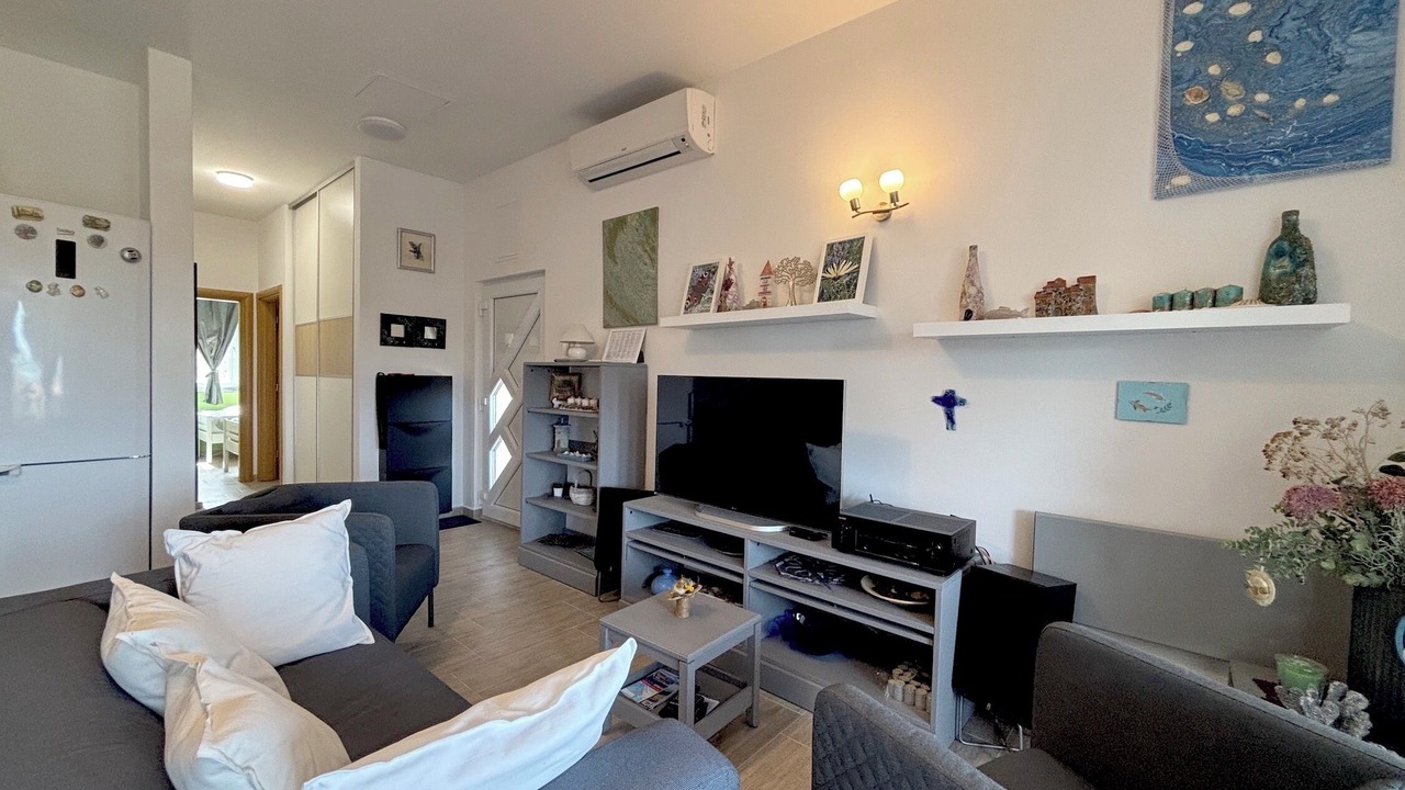 Photo of Livingroom in Lukoran