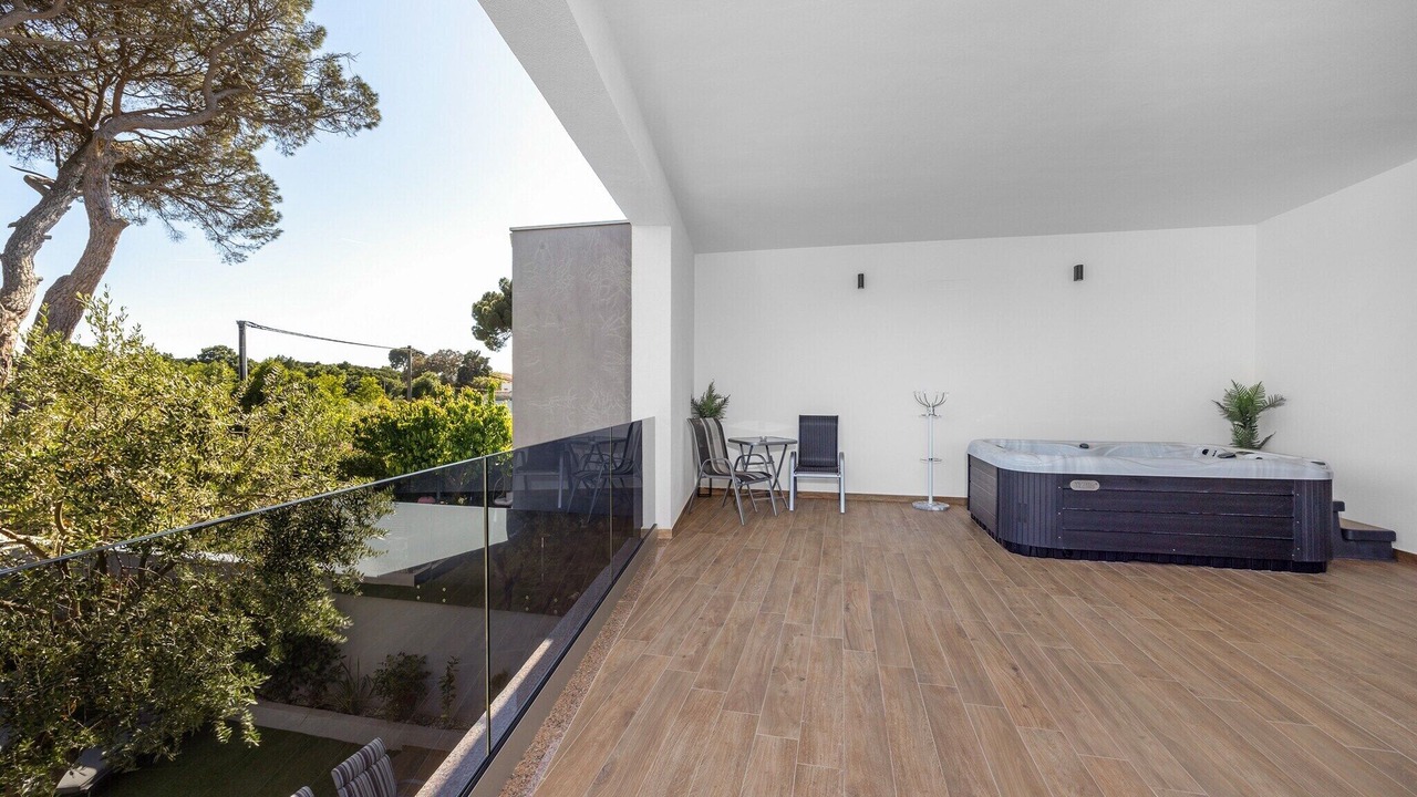 Photo of Patio Balcony in Cervar