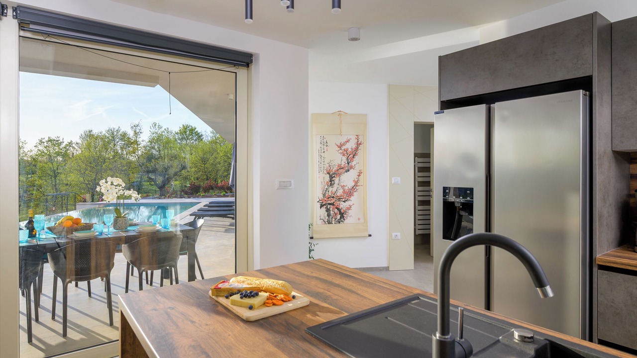 Photo of Others in Peresiji