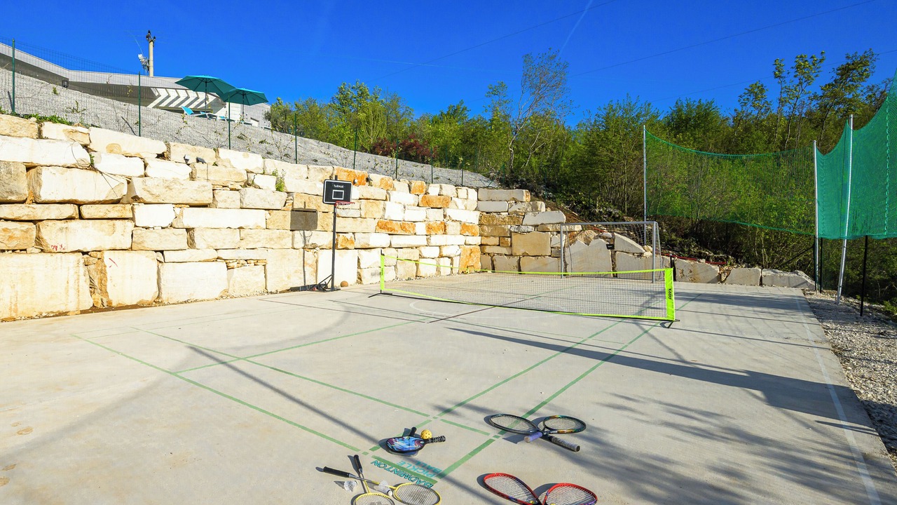 Photo of Others in Peresiji