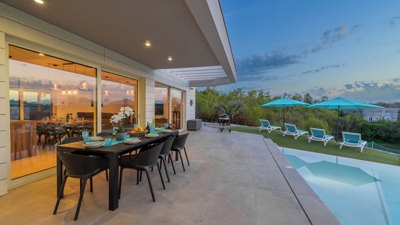 Photo of Outdoor in Peresiji