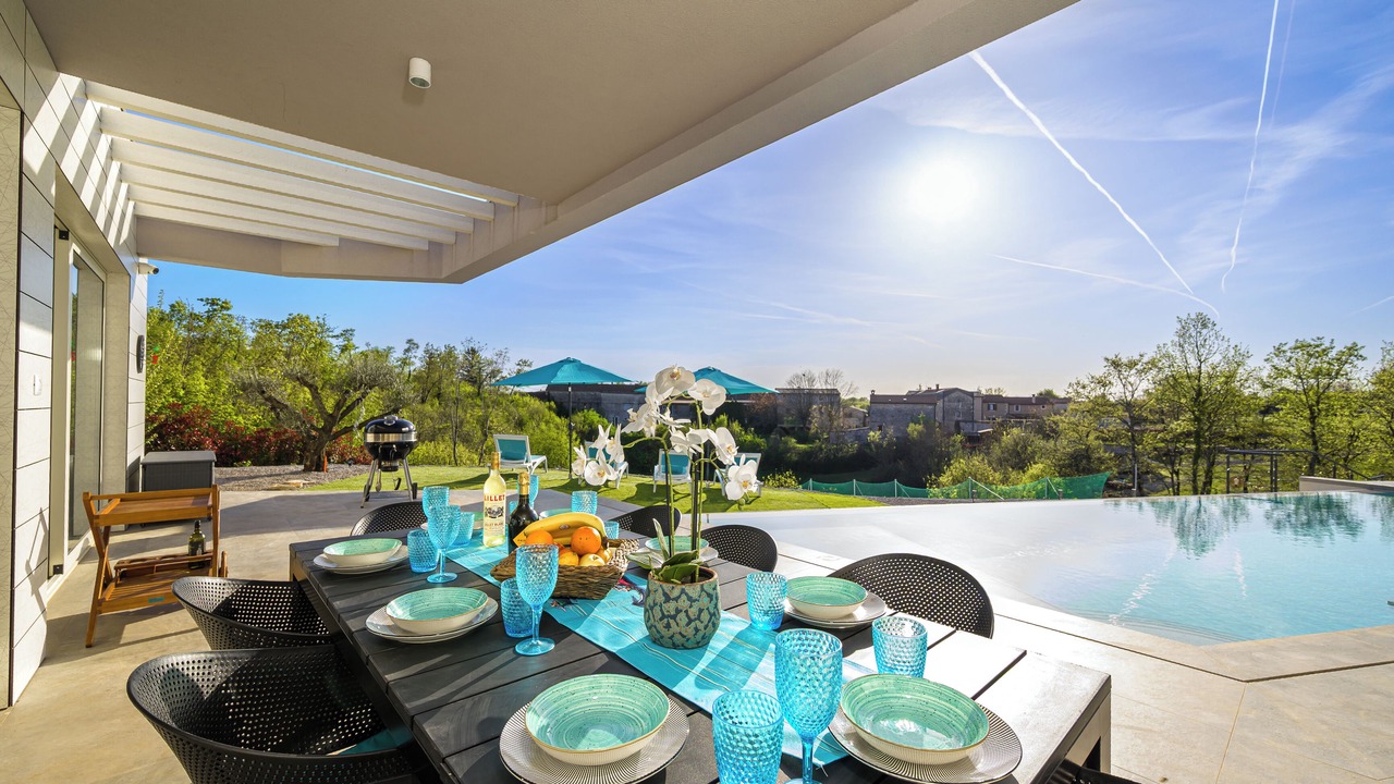 Photo of Outdoor in Peresiji