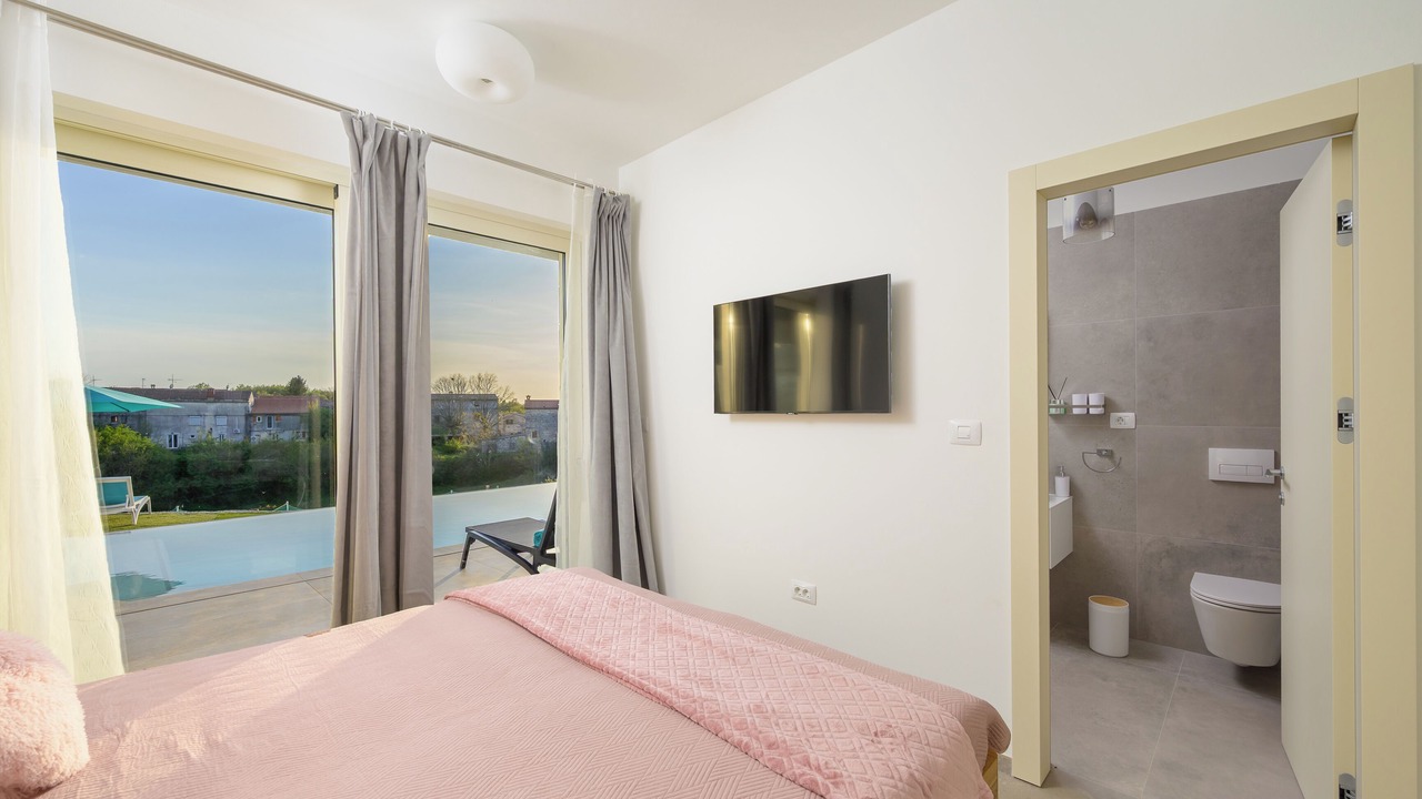 Photo of Bedroom in Peresiji