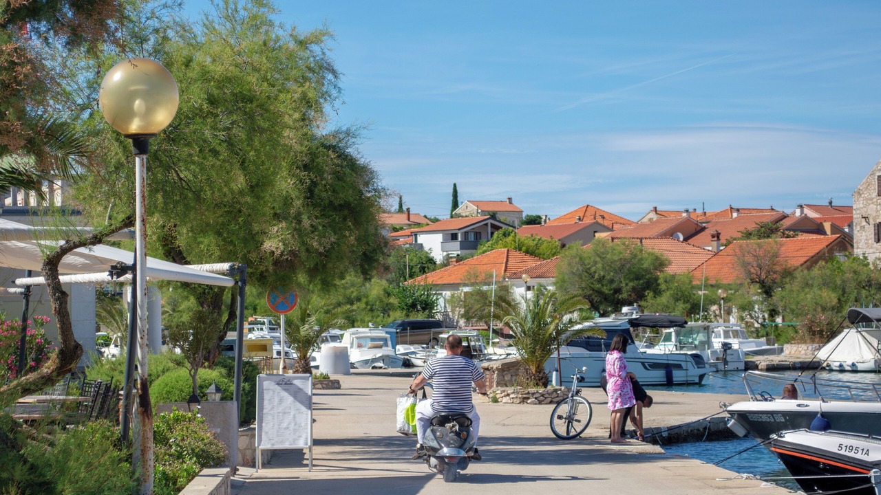 Photo of Outdoor in Iz