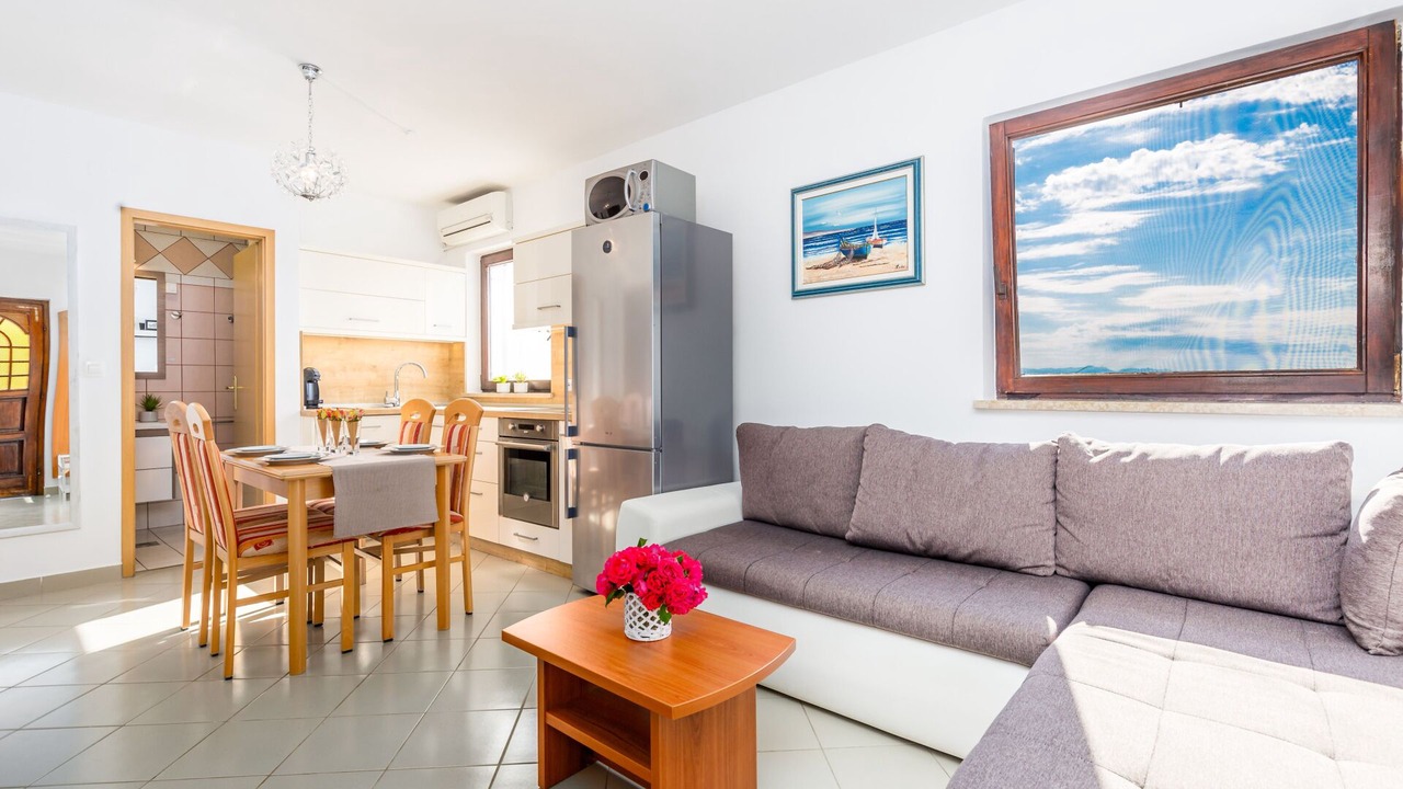 Photo of Livingroom in Sarsoni