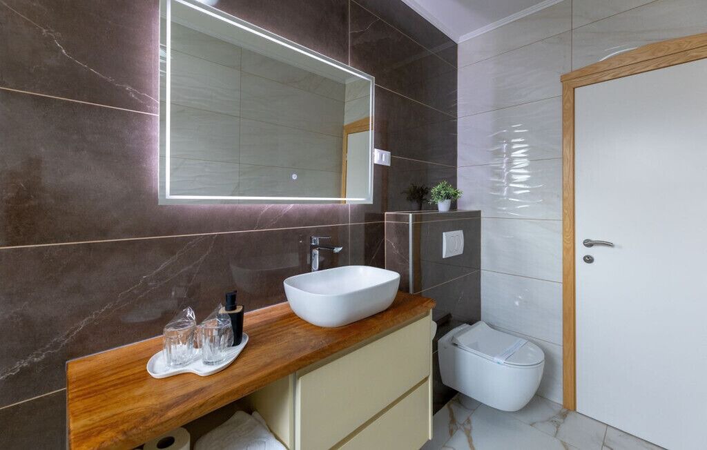 Photo of Bathroom in Blace