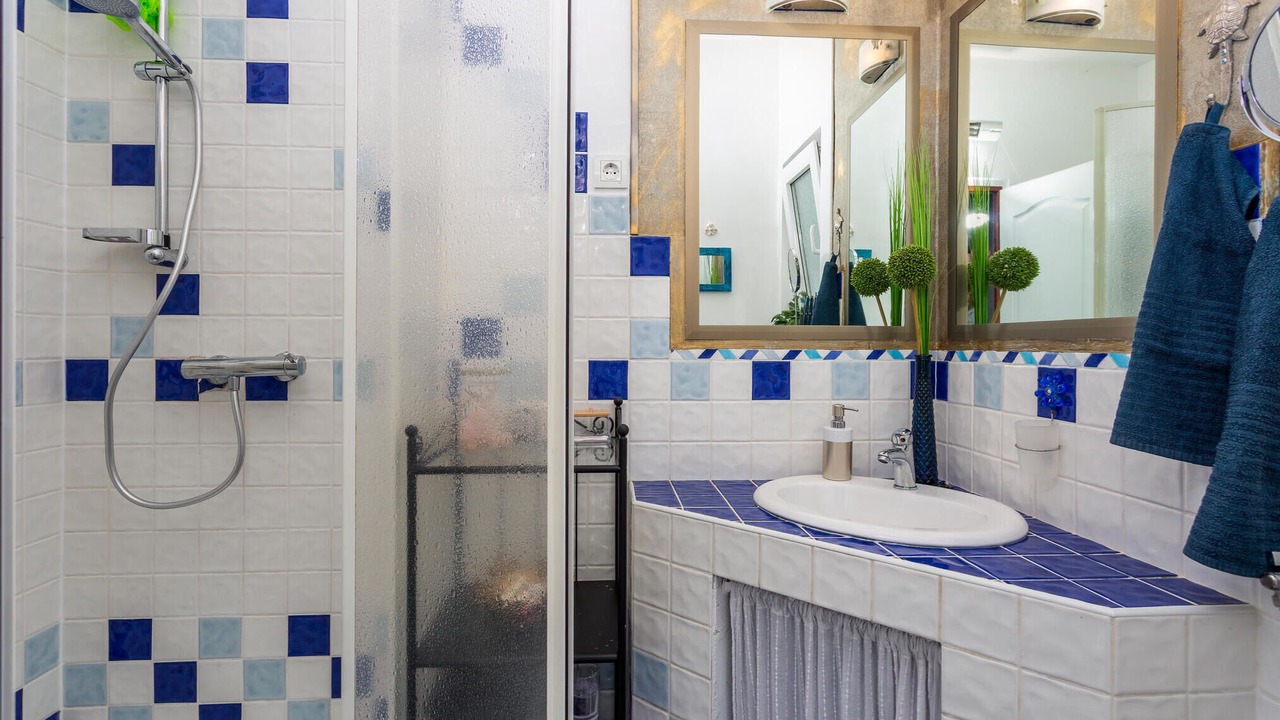 Photo of Bathroom in Sarsoni