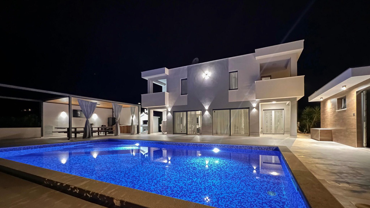 Photo of Outdoor in Rudine