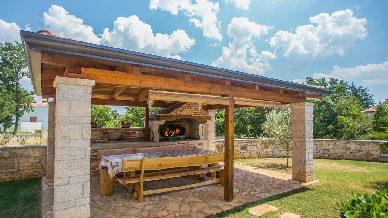 Photo of Outdoor in Buici