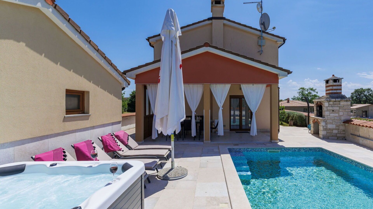 Photo of Outdoor in Pinezici