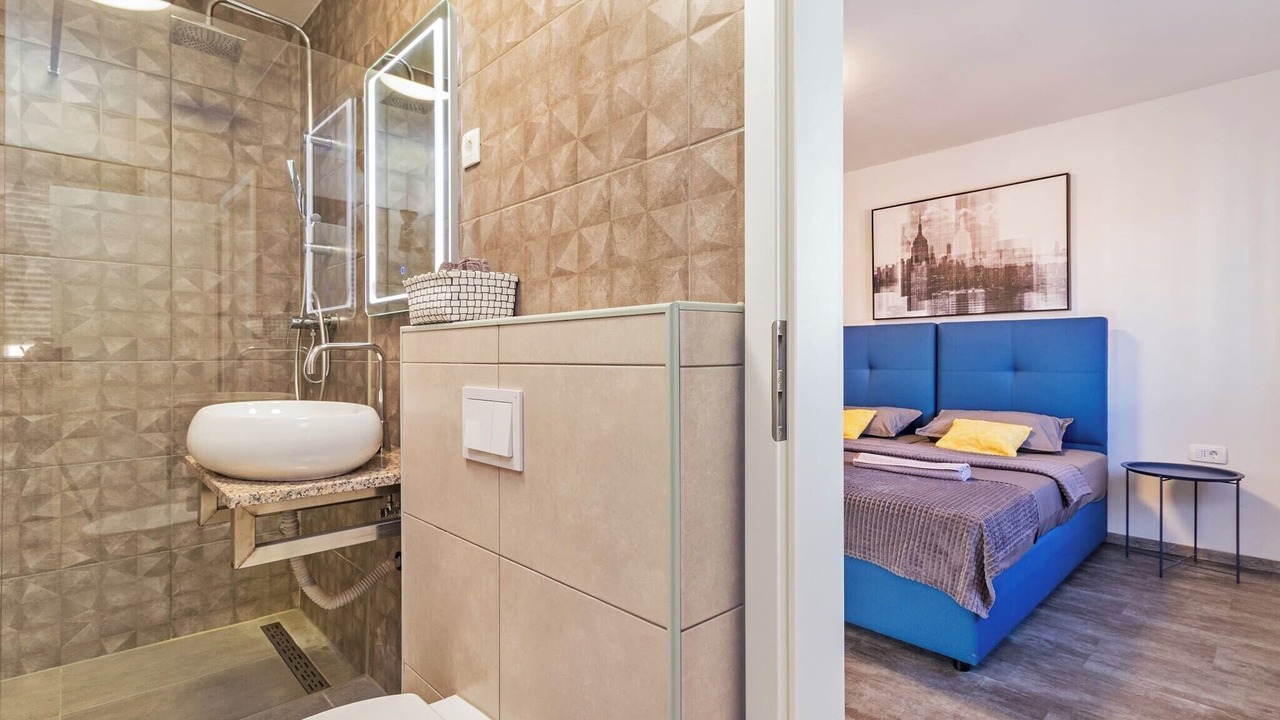 Photo of Others in Fazana