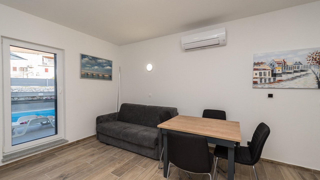 Photo of Livingroom in Lukoran