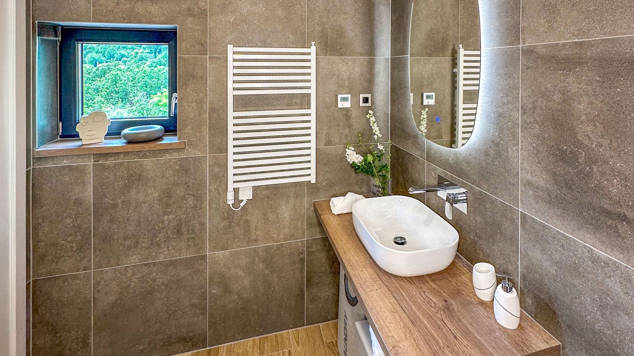 Photo of Bathroom in Obrs