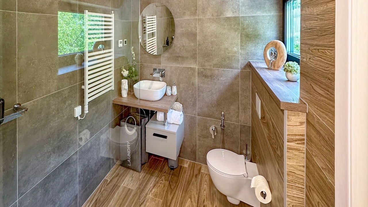 Photo of Bathroom in Obrs