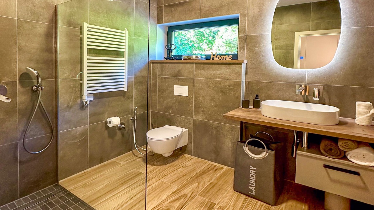 Photo of Bathroom in Obrs