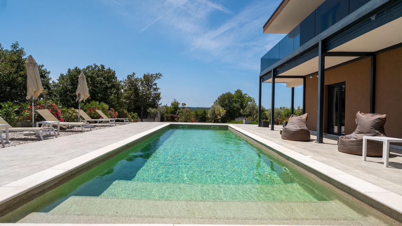 Photo of Outdoor in Brgod