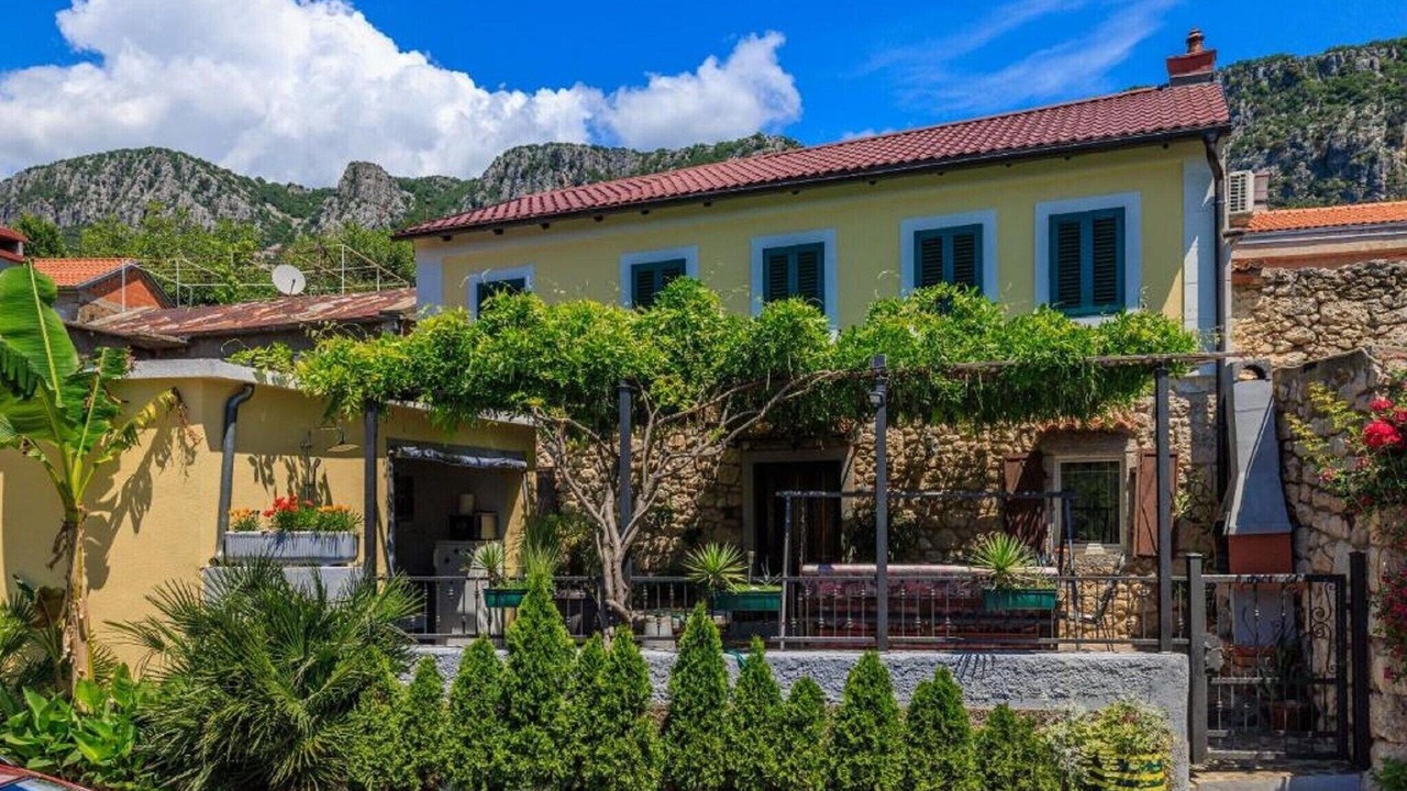 Photo of Outdoor in Bribir